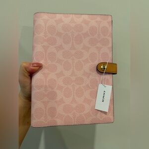 🎀COACH~Notebook In Signature Canvas Powder Pink CEA49